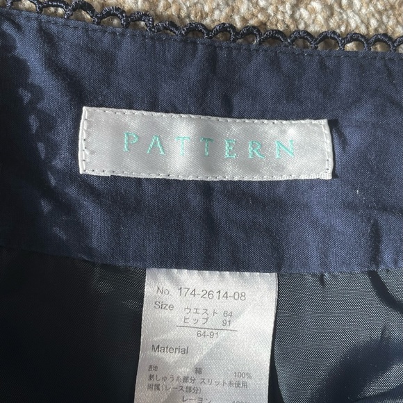 Gorgeous Blue Skirt 🤩 💜 👗 - Picture 8 of 8